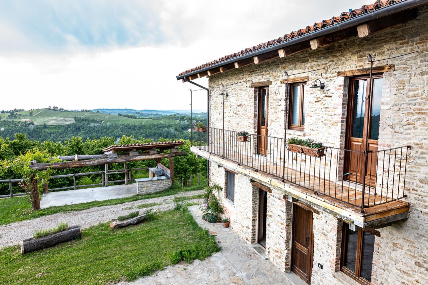 Casa Vecchia Bed&Breakfast Bossolasco Dış mekan fotoğraf